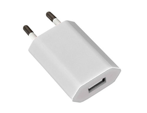 9€ – Chargeur pour iPhone 4, 4s, 5, 5s, 6, 6+